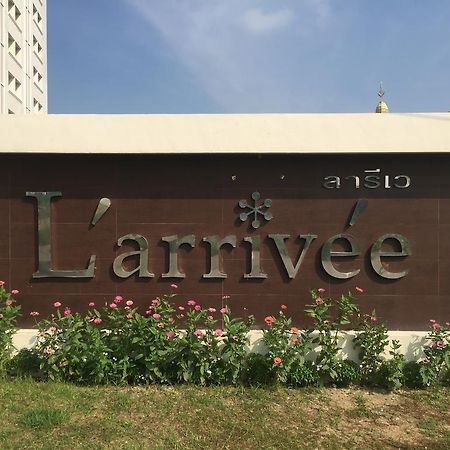 Larrivee Hotel Bang Bo Buitenkant foto